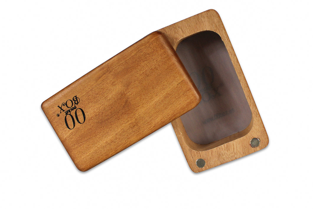 00Box - Pequeña - Modelo Pocket - Caja de Cedro para Almacenar y Curar Hierba (Tamiz 136 micras)