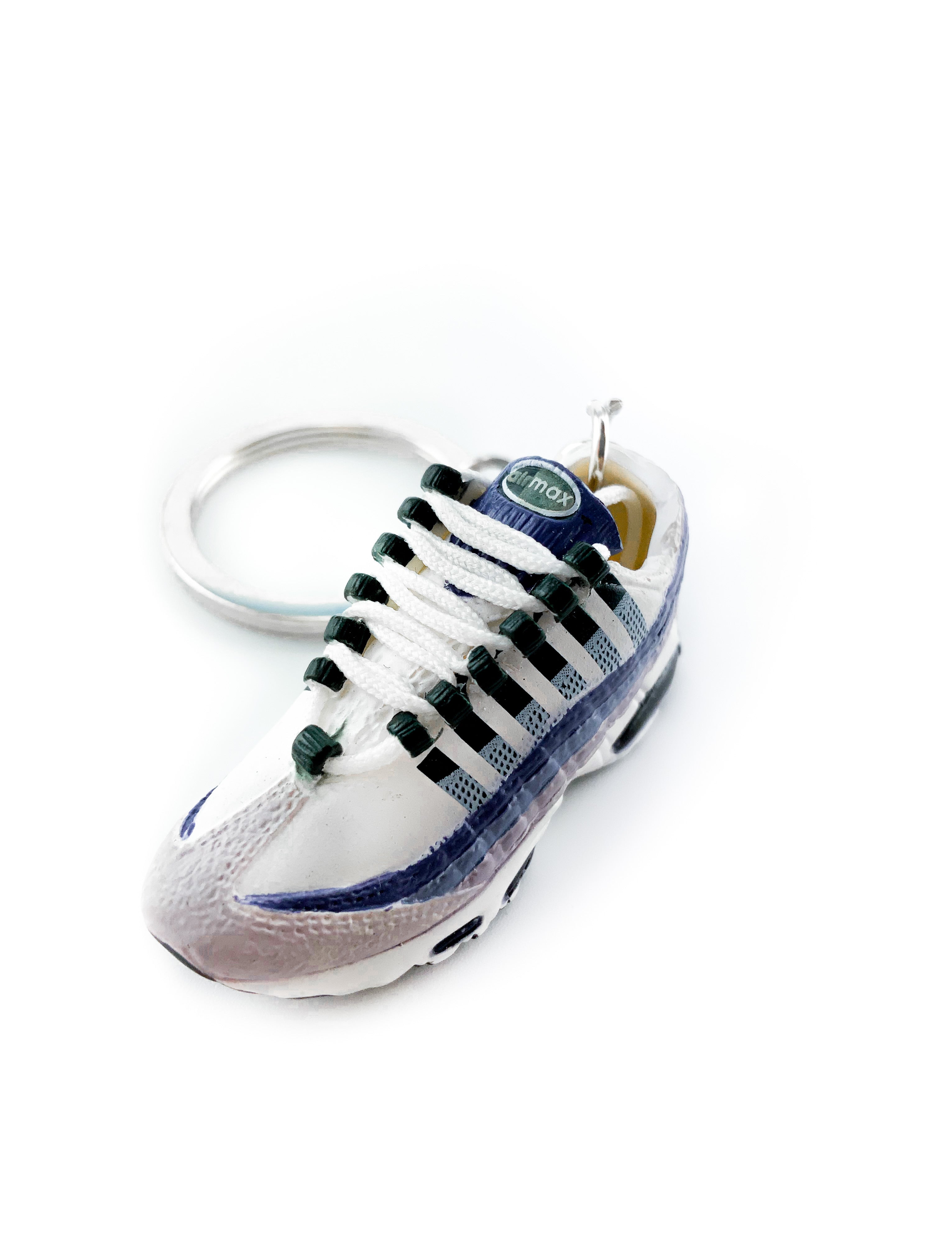 Mini Nike Air Max 95 Essential Black Replica Keychain - KLOUD9